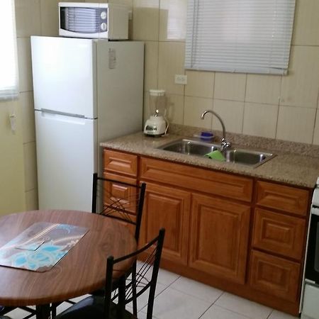 Paramira Apartment Oranjestad Zimmer foto