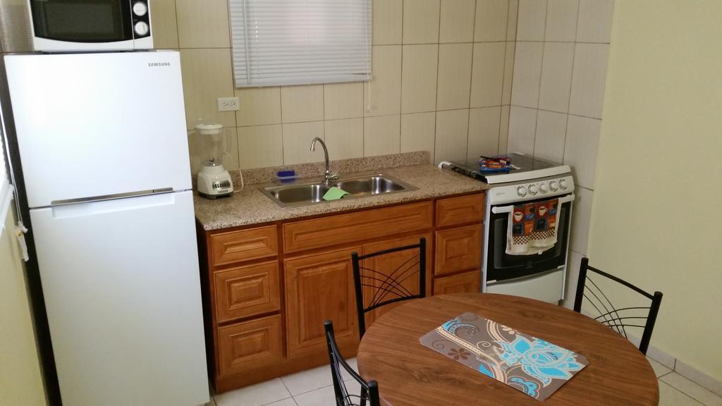 Paramira Apartment Oranjestad Zimmer foto
